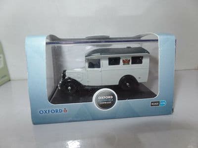 Oxford 76AMB003 AM003 1/76 OO SCale Austin 18 Ambulance Carlisle Grey
