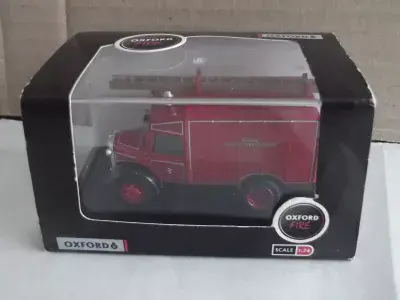 Oxford 76ATV005 ATV005 1/76 OO Scale Austin ATV Towing Vehicle Essex Fire Brigade