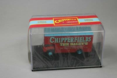 Oxford 76CH014 CH014 1/76 OO Scale Bedford TK Chipperfields Pantechnicon Raluy's
