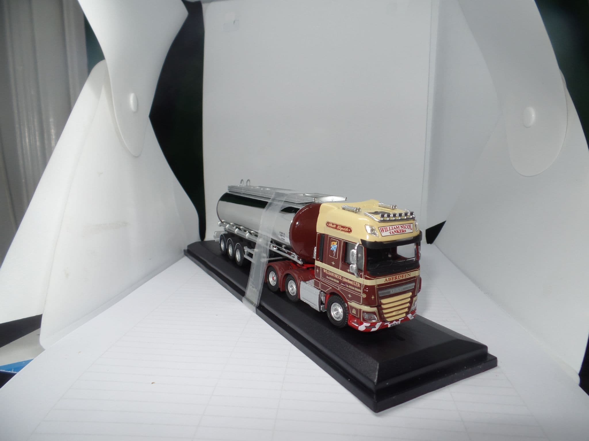 ミニカー　1/76 DAF XF ユーロ 6 タンクローリー William Nicol [OX76DXF006] OXFORD DIECAST 1:76 Scale DAF XF Euro 6 Cylindrical Tanker