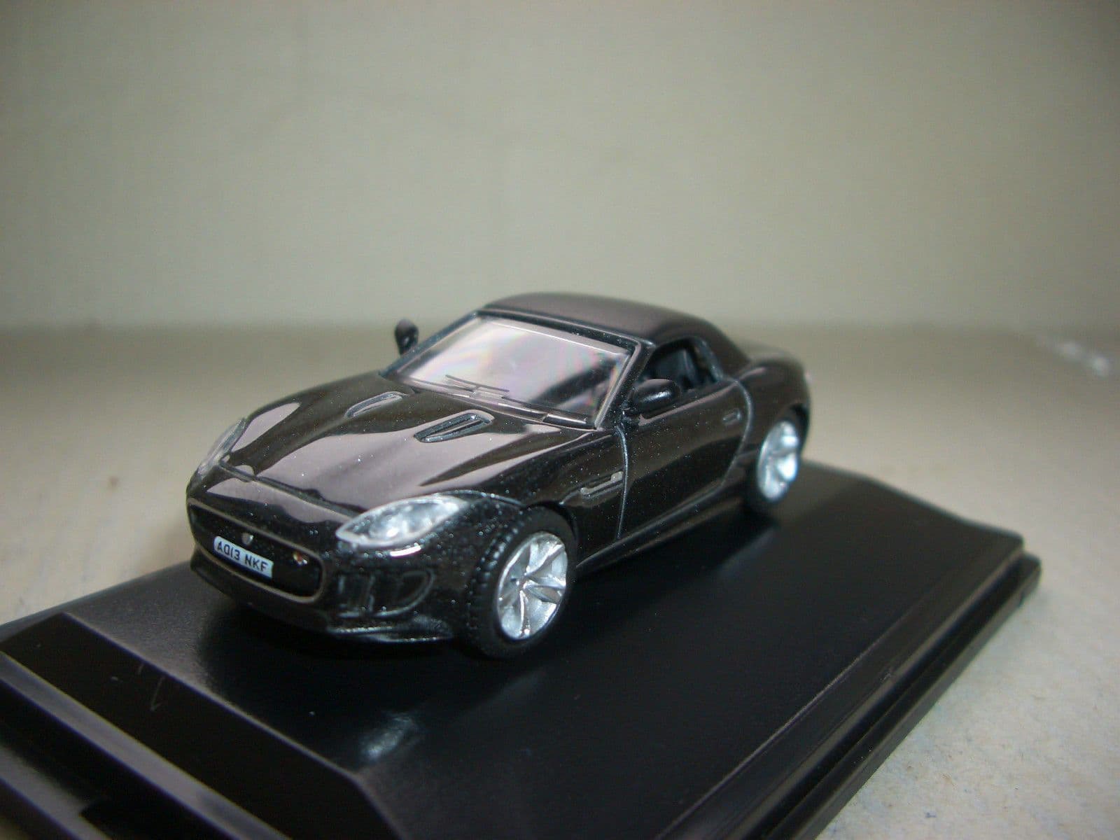 Oxford Diecast Jaguar F-Type Modellauto – Maßstab 1:76, Stratus Grey, Kompatibel Mit OO Modelleisenbahnen