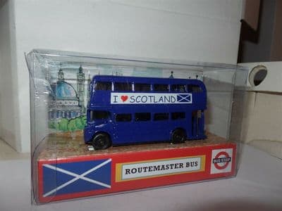 Oxford 76RM051 RM51 1/76 Ex London Routemaster Bus I Love Scotland City Collection