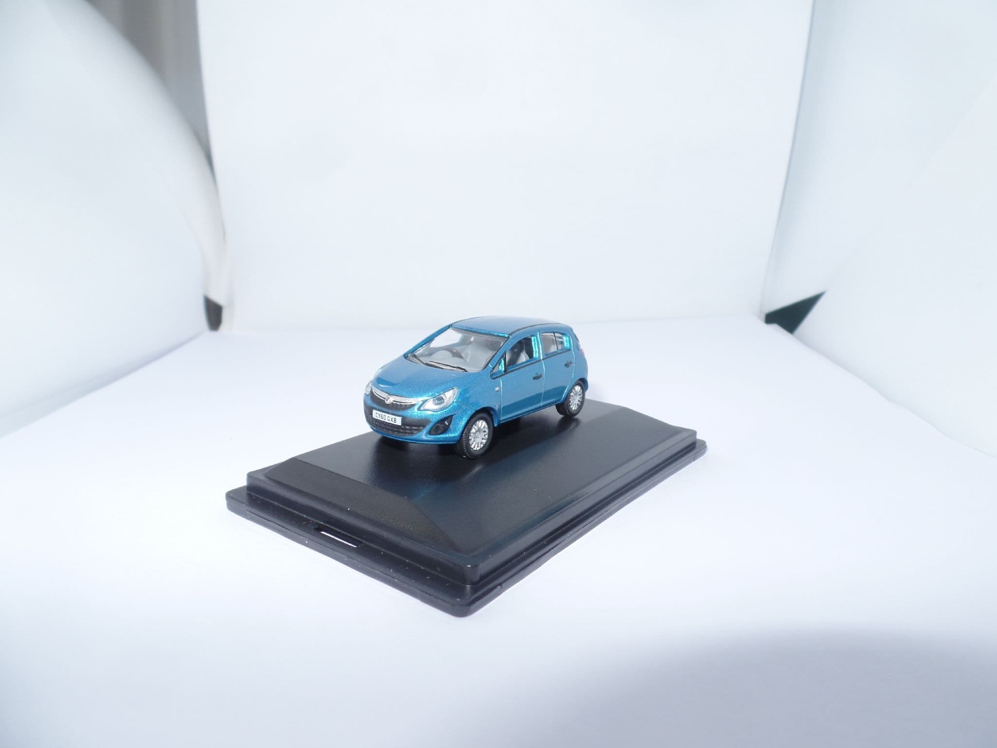 Oxford Diecast 1/76 Vauxhall Corsa Blu 1985 Serie British Road Cars 76VC005