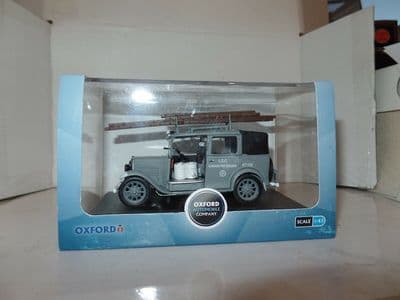 Oxford 43AT003 AT003 1/43 O Scale Austin London Low Loader Taxi AFS Fire Service Grey