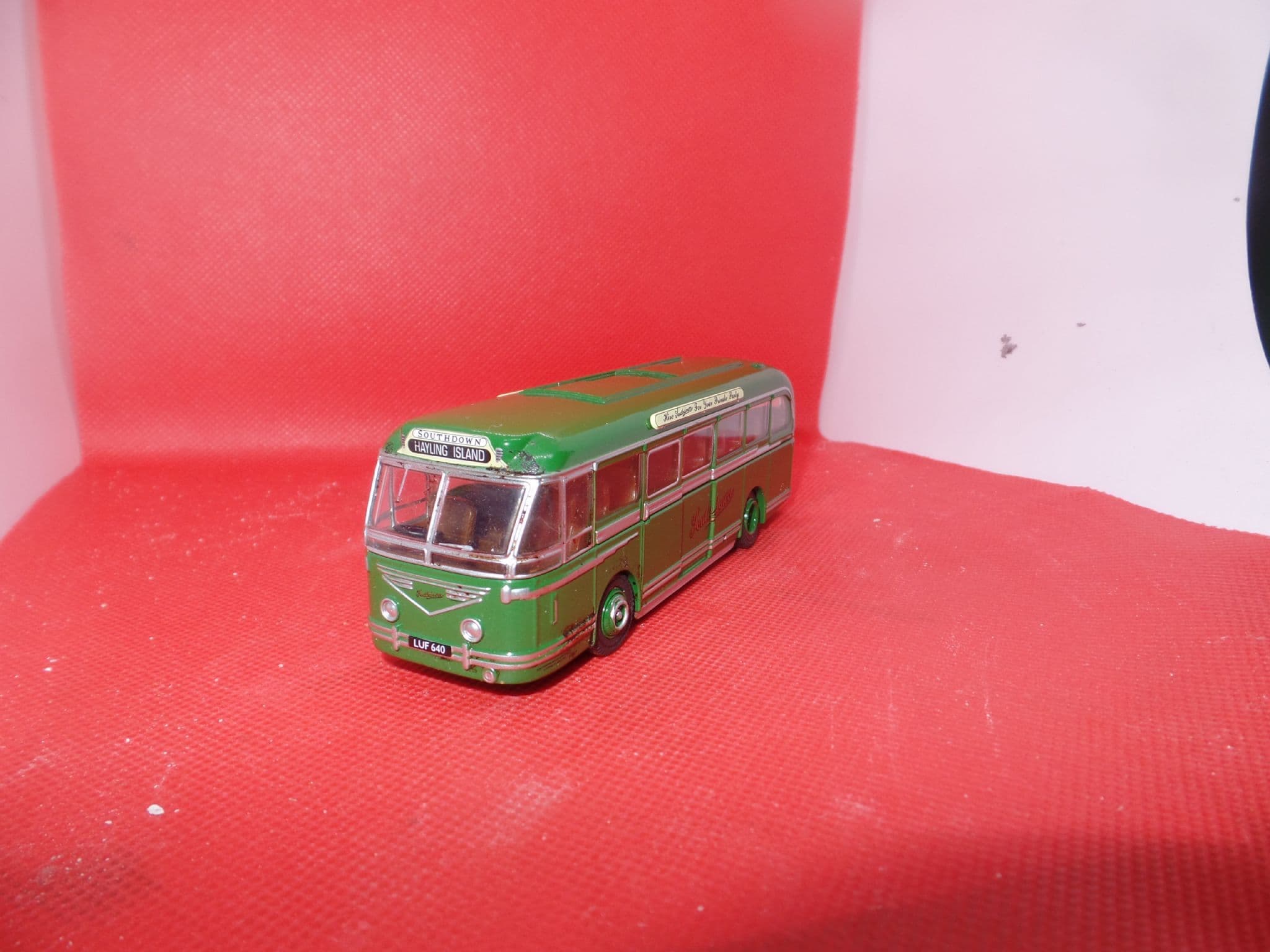 Oxford LRT002 76LRT002 LRT002A Leyland Royal Tiger Southdown Hayling ...