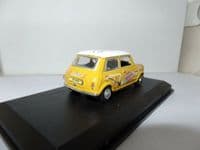 Oxford 43MIN022 MIN022 1/43 O BLMC Mini Car Just Divorced Yellow Ball & Chain