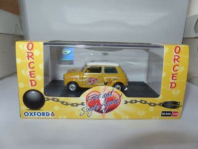 Oxford 43MIN022 MIN022 1/43 O BLMC Mini Car Just Divorced Yellow Ball & Chain