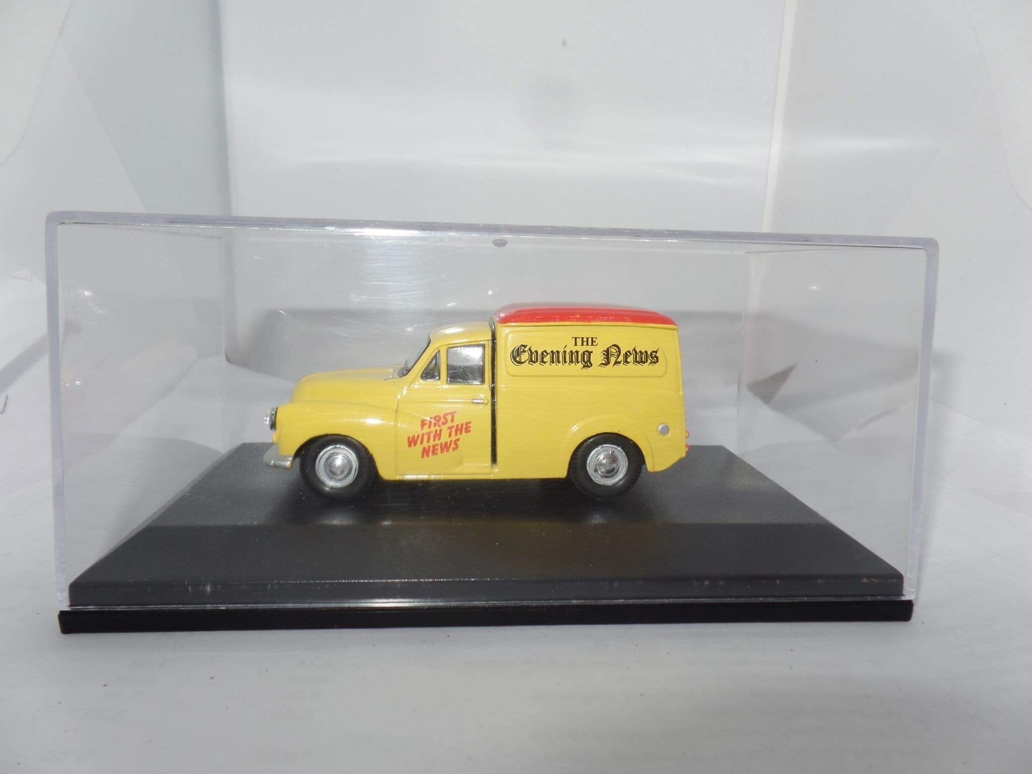 値下げ【レアモデル】Oxford mini van 1/43 Diecast model cars Austin Mini Van 1/43 Oxford Mini