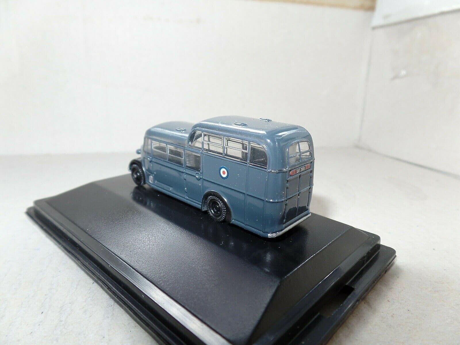 Oxford NCOM001 N Gauge 1/148 Scale Commer Commando 11/2 Deck Coach RAF ...