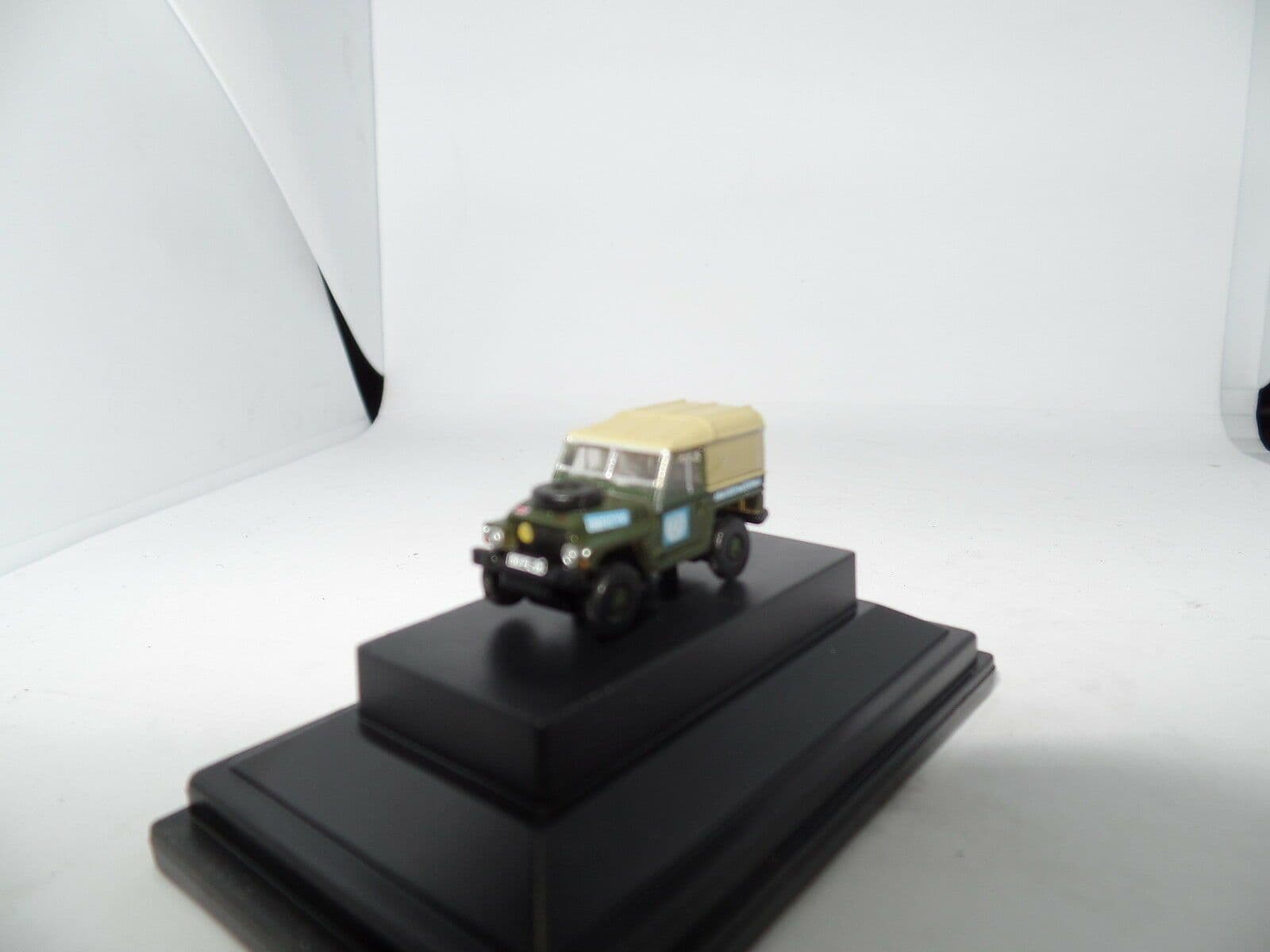 Oxford NLRL001 N Gauge 1/148 Scale Land Rover Lightweight United Nations