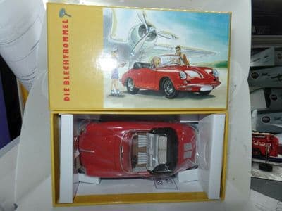 Porsche 356 B Carrera 2 Cabriolet with Clockwork  1962  Red  Huki Replica 1:25