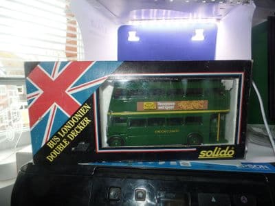 Solido 1/50 Scale London AEC RT Bus London Country 704 Windsor Swan Vestas Littlewoods