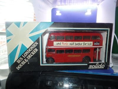 Solido 1/50 Scale London AEC RT Bus London Transport  Hovis 74 Putney Poor Box