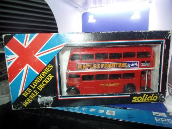 Solido 1/50 Scale London AEC RT Bus London Transport  Maples Furniture  74 Putney MIB