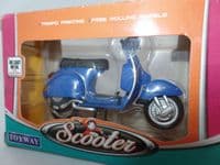 Toy Way Vespa PX125 Scooter 1/16 scale 115mm long in Blue