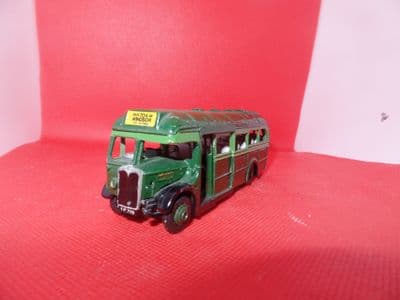 Varney WHITE METAL BUS KIT  AEC 10T10 London Transport  Green Line Route 704 Winsor UB