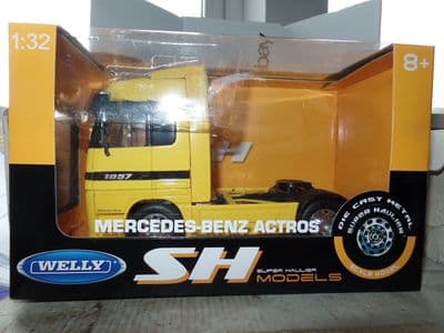 Welly 32280 Y Super Hauler 1/32 Scale Mercedes Benz Actros 2x4 Cab Yellow