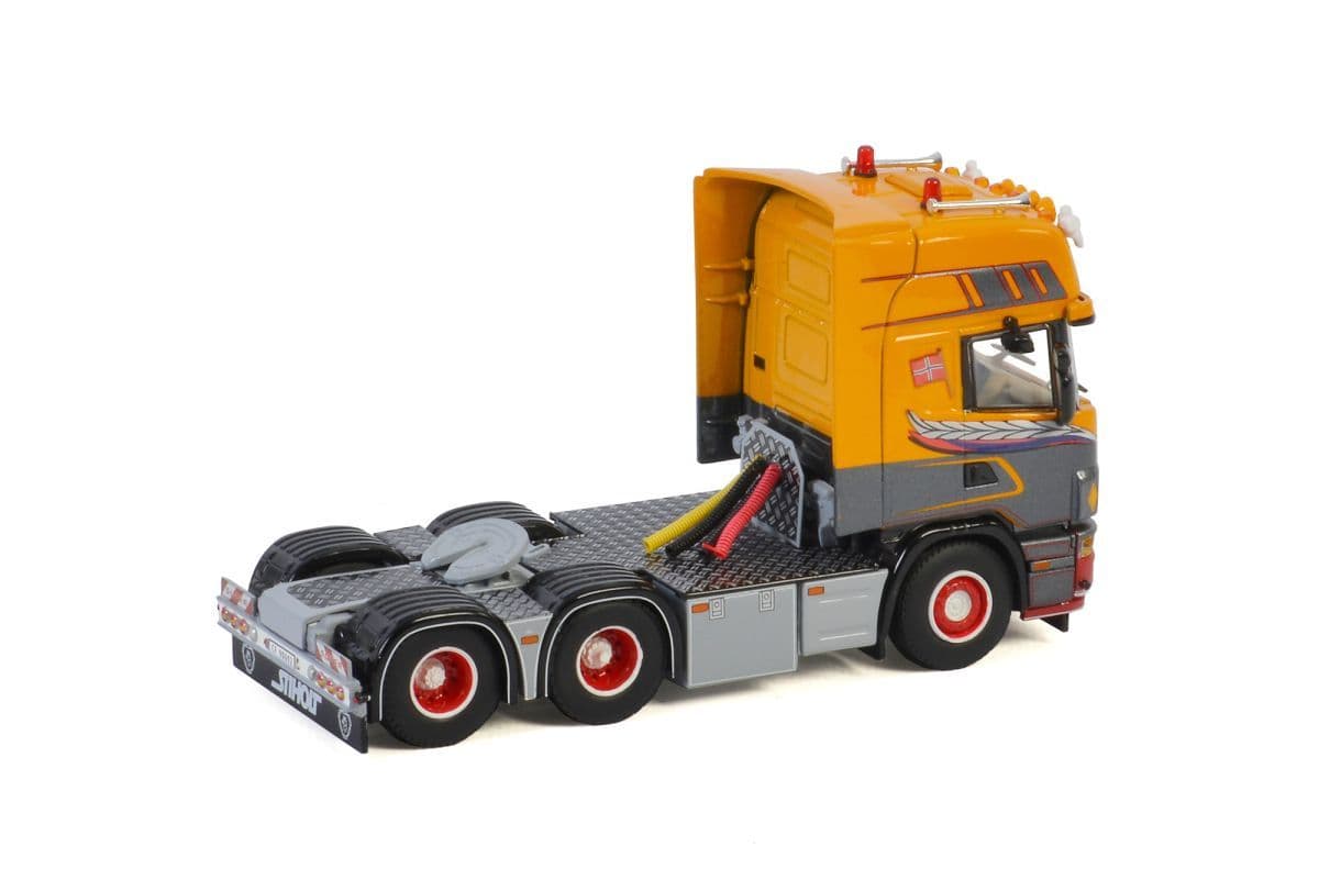 WSI Christoffer Fjeld Scania 4 Series Topline 6X2 Tag Axle