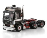 WSI Royal Edition Volvo F12 Globetrotter 6x2 Tag Axle