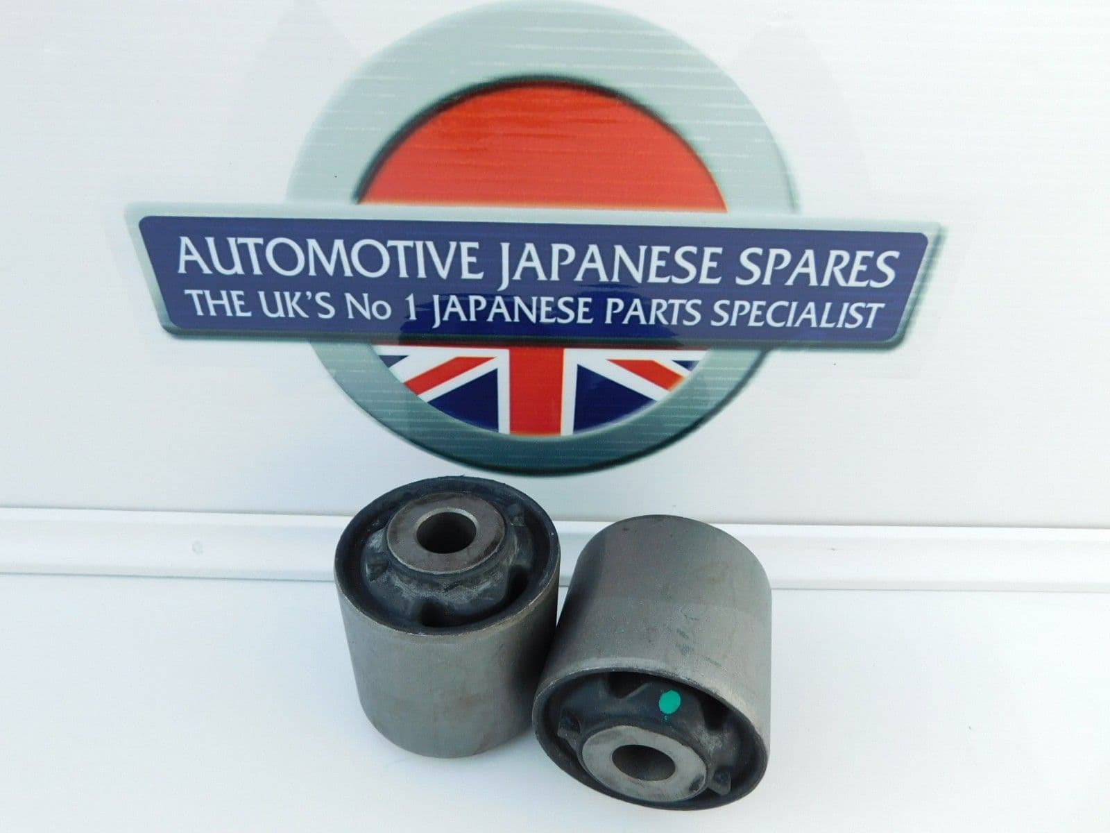Rear Lower Axle Lateral Control Arm Bushings For Auris, Avensis, Lexus CT 200h – OE Quality, 2pcs
