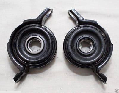 MITSUBISHI 3000GT CENTRE PAIR OF  PROP SHAFT BEARING MOUNT