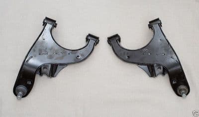 NISSAN PATHFINDER GENUINE PAIR OF REAR LOWER SUSPENSION ARMS