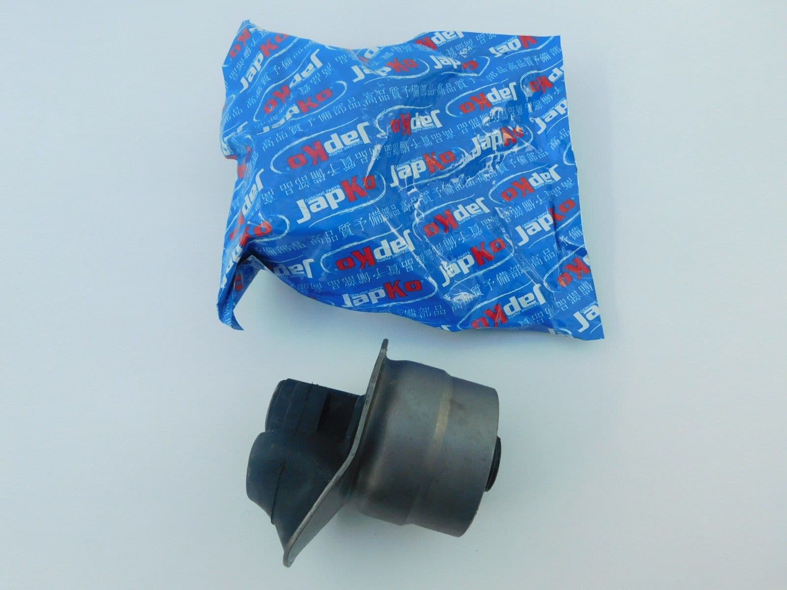 Used Rear Axle Bushes Car TOYOTA REAR AXLE BUSH