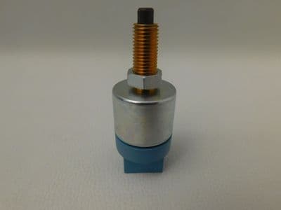 TOYOTA REGIUS BRAKE LIGHT SWITCH