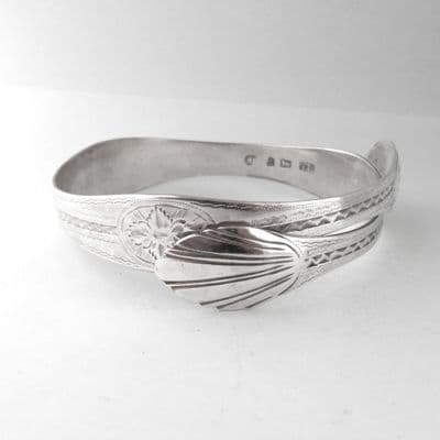 Beautiful Handmade Sterling Silver Sugar Tong Bracelet circa 1800