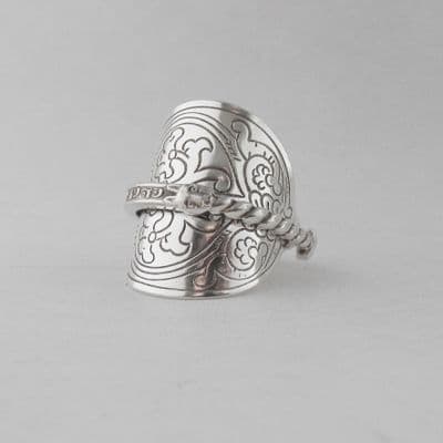 Beautifully Detailed Handmade Antique Ornate Sterling Silver Spoon Ring dated 1952