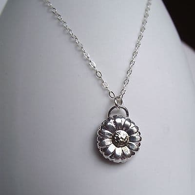 Beautifully Detailed Handmade Pretty OOAK Daisy Silver 999 & 24ct Gold Pendant