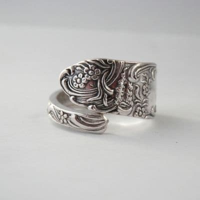 Gorgeous Handmade Ornate Floral Design Sterling Silver Spoon Ring 2025