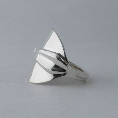 Gorgeous Handmade Vintage Art Deco Solid Sterling Silver Spoon Ring date 1938