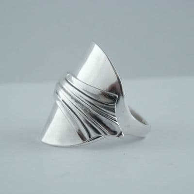 Handmade Antique Sterling Silver Art Deco Pattern Spoon Ring date 1929