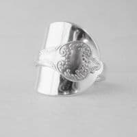 Handmade Antique Sterling Silver Chunky Lace Pattern Spoon Ring date 1931