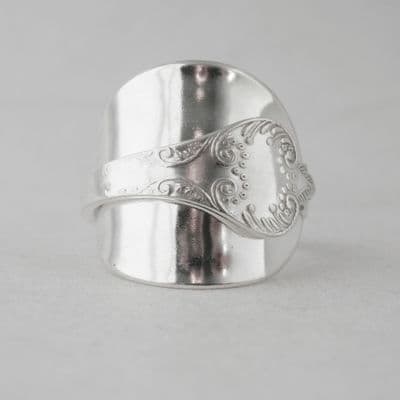 Handmade Antique Sterling Silver Chunky Lace Pattern Spoon Ring date 1931