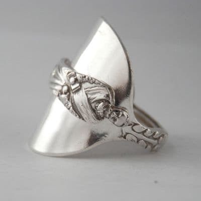 Silver Spoon Ring dated 1910 Handmade Antique Chunky Solid Sterling Apostle