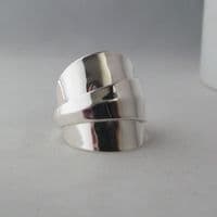 Spoon Ring Sterling Silver Chunky Stunningly Simple Handmade Antique dated 1916