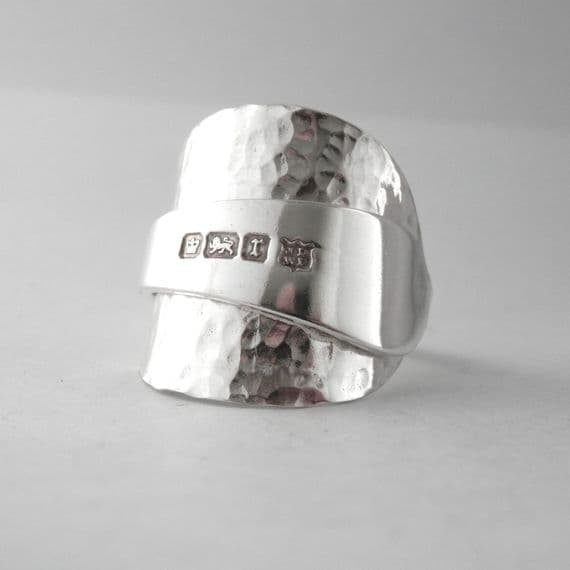 Stunning Handmade Antique Sterling Silver 925 Hammer Finish Spoon Ring date 1934
