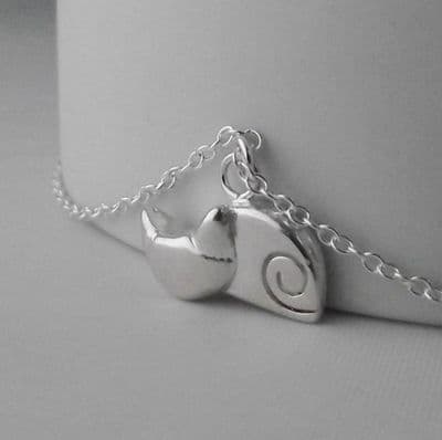 Stunning Handmade Solid Sterling Silver Stylised Sleeping Cat Pendant Necklace