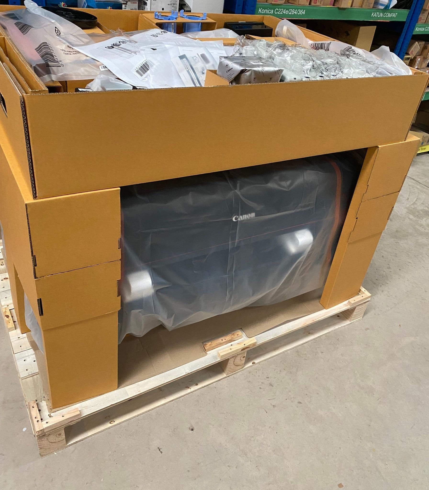 Canon imagePROGRAF PRO-2600 professional large format photography printer