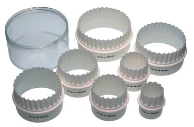 KitchenCraft Set of Seven Plastic Double Edged Biscuit / Pastry Cutters