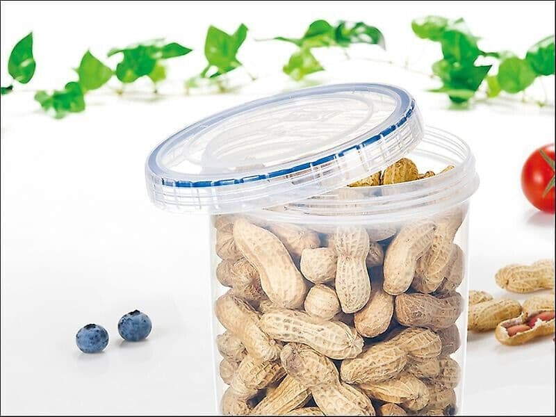 Lock & Lock Twist Round Airtight Food Storage Container 900ml LLS132