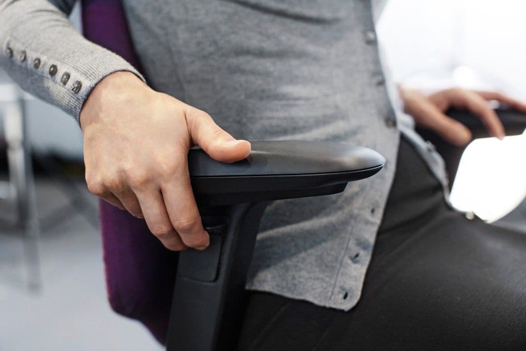 Why Armrests Matter in Office Seating