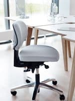 RH Activ 202 Ergonomic Chair – Wider Seat, Compact Back | DSE Solutions