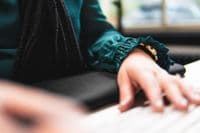 Under Arm Support - Ergonomic Forearm Rest for Desk Comfort