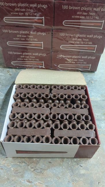 Brown Wall Plug (100)