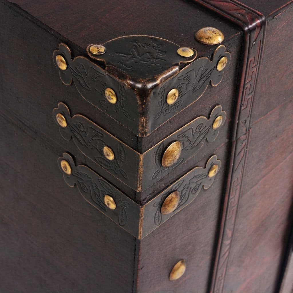 Vintage Large Wooden Treasure Storage Chest / Coffee Table