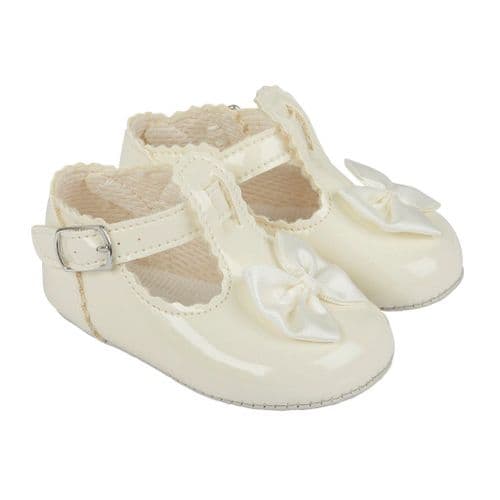 Baby Girls T-Bar & Bow Patent Pram Shoes "B861 Ivory"