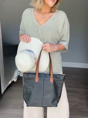 BAILEY BLACK LUXURY SHOPPER